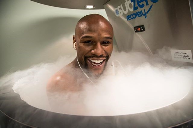 Mayweather getting some cryotherapy